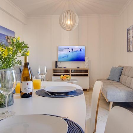 شقة Old Town 2Br 50M Ocean W/ Ac Wi-Fi Parking Terrace البوفيرا المظهر الخارجي الصورة
