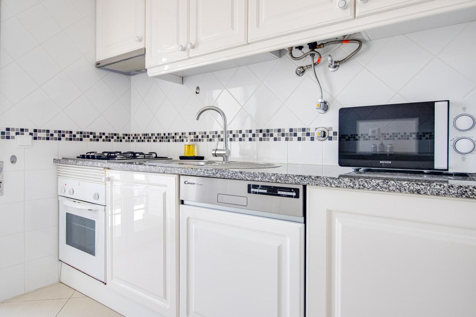 شقة Old Town 2Br 50M Ocean W/ Ac Wi-Fi Parking Terrace البوفيرا المظهر الخارجي الصورة